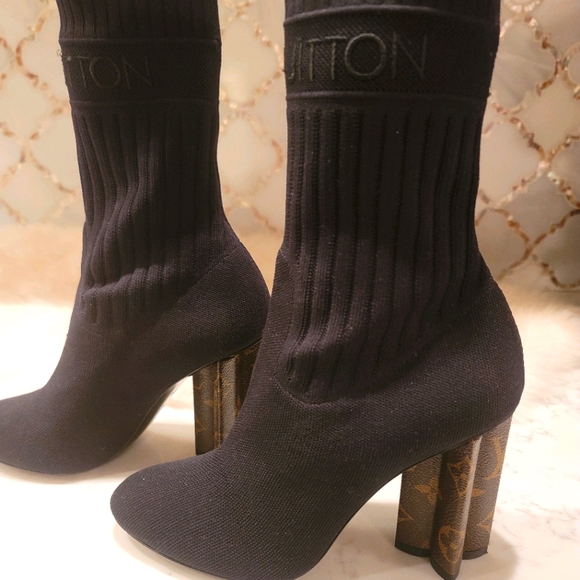 Louis Vuitton Silhouette monogrammed sock boot - Picture 2 of 10